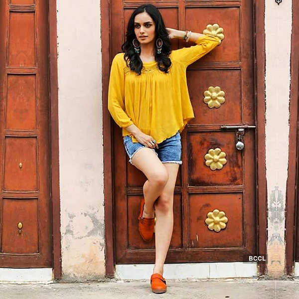 Miss World 2017 Manushi Chhillar makes heads turn with her swimsuit pictures