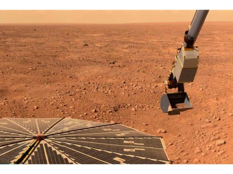 You have a colony on Mars that you want to communicate with. How do you build a system to communicate with them?