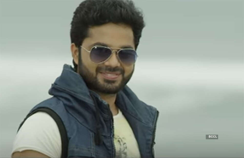 A still from Aangila Padam