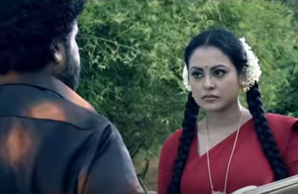 A still from Aangila Padam