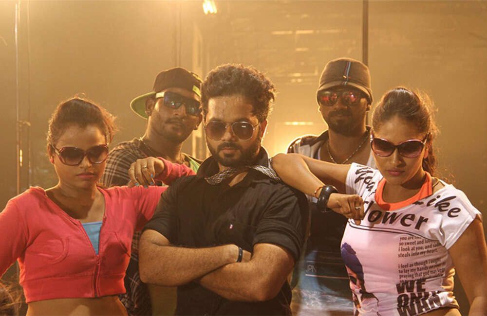 A still from Aangila Padam