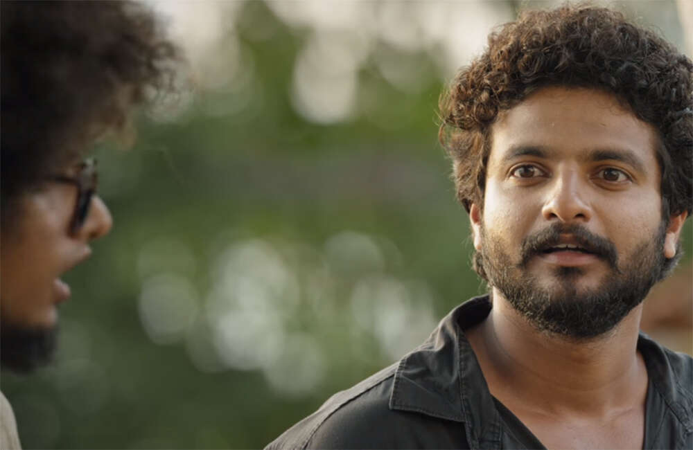 A still from Paipin Chuvattile Pranayam