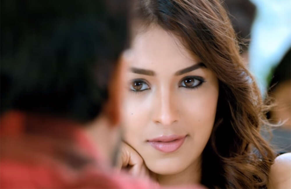 A still from Athiratha