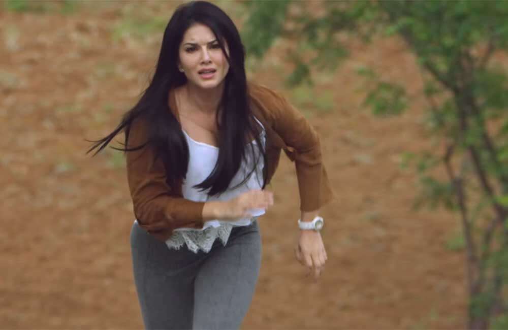 A still from Tera Intezaar
