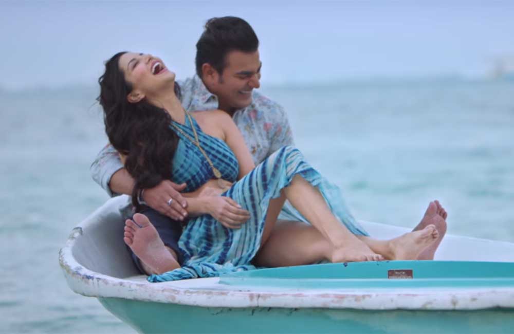 A still from Tera Intezaar