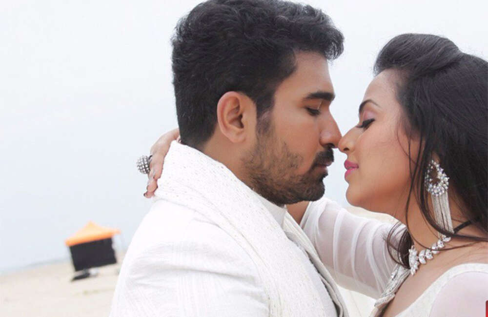 A still from Annadurai