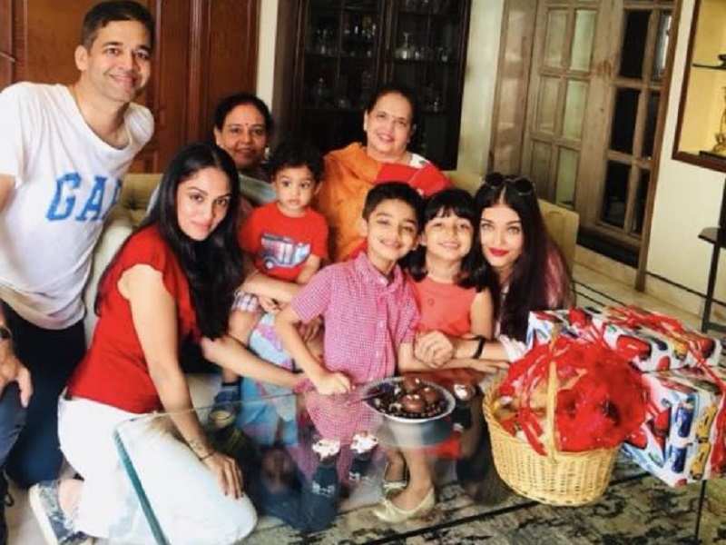 Pic: Aishwarya Rai Bachchan celebrates nephew Vihaan's birthday with  daughter Aaradhya and family