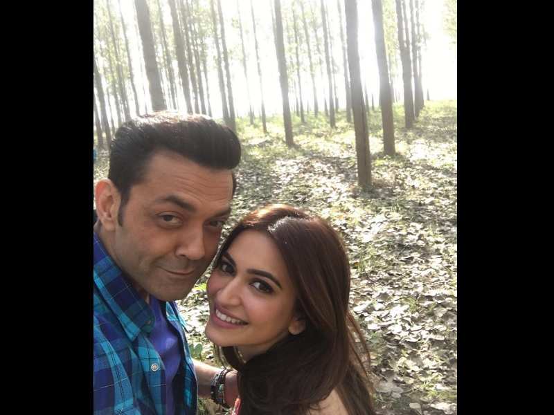 Pic: Kriti Kharbanda and her 'Yamla Pagla Deewana 3' co-star Bobby Deol say hello 'from the woods'