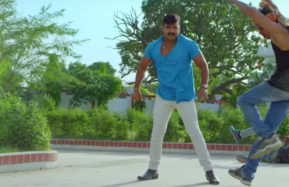 A still from Saiyaan Superstar