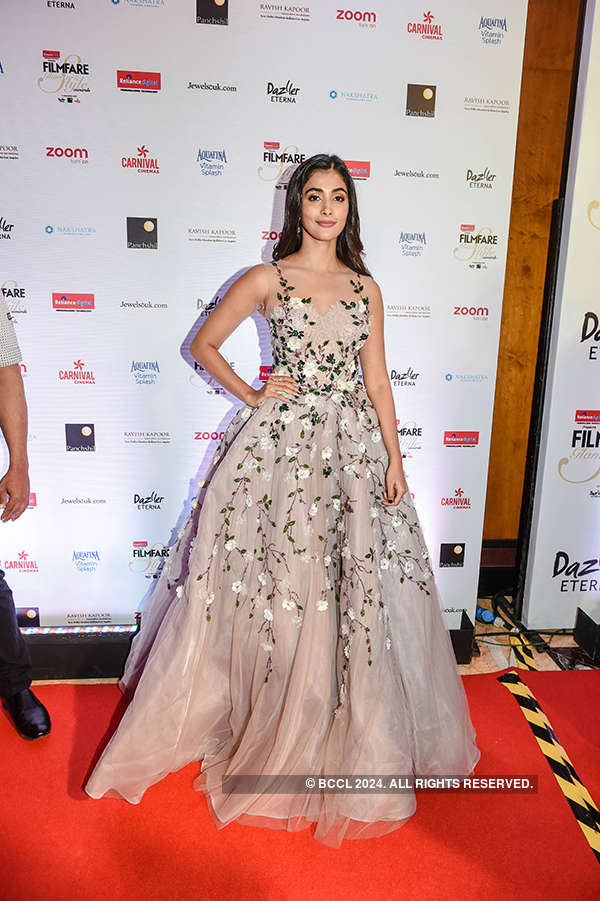 Filmfare Glamour & Style Awards 2017: Red Carpet