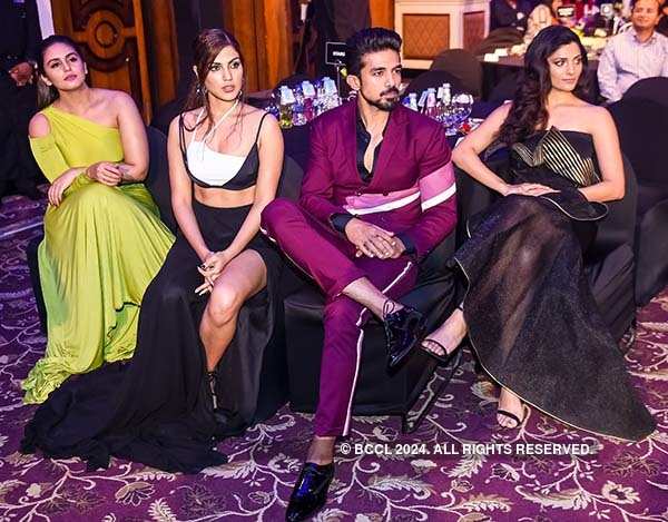 Filmfare Glamour and Style Awards 2017: Best candid shots