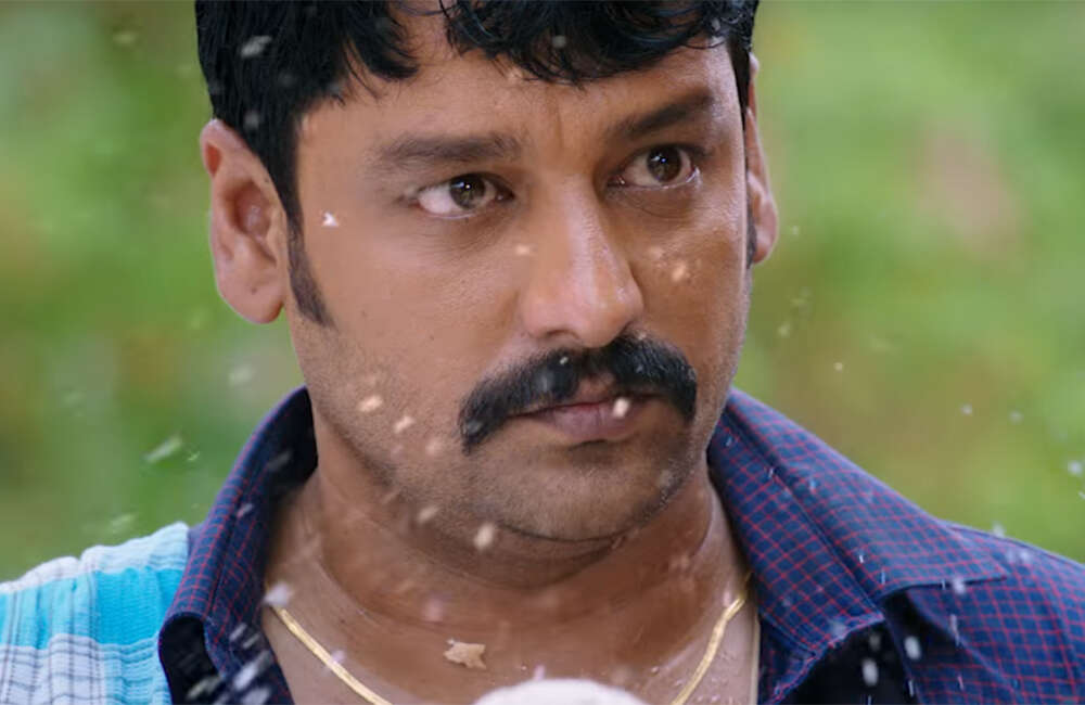 A still from Kodiveeran