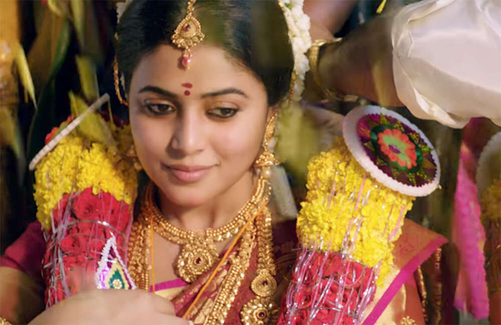 A still from Kodiveeran
