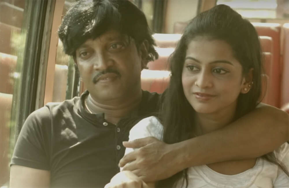 A still from Nee Preme Naa Pranam