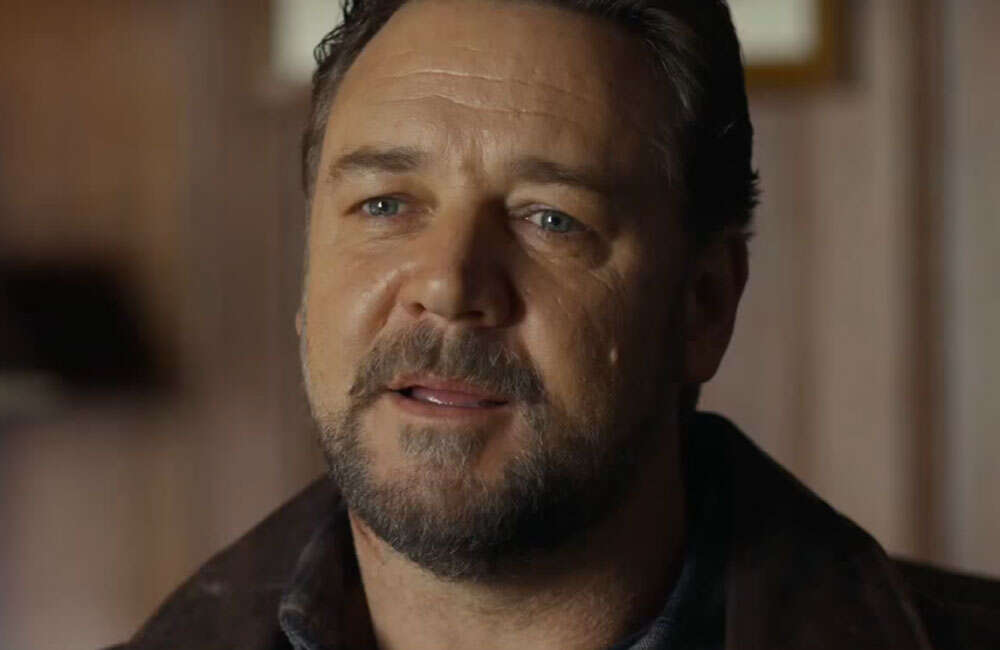 A still from Fathers And Daughters