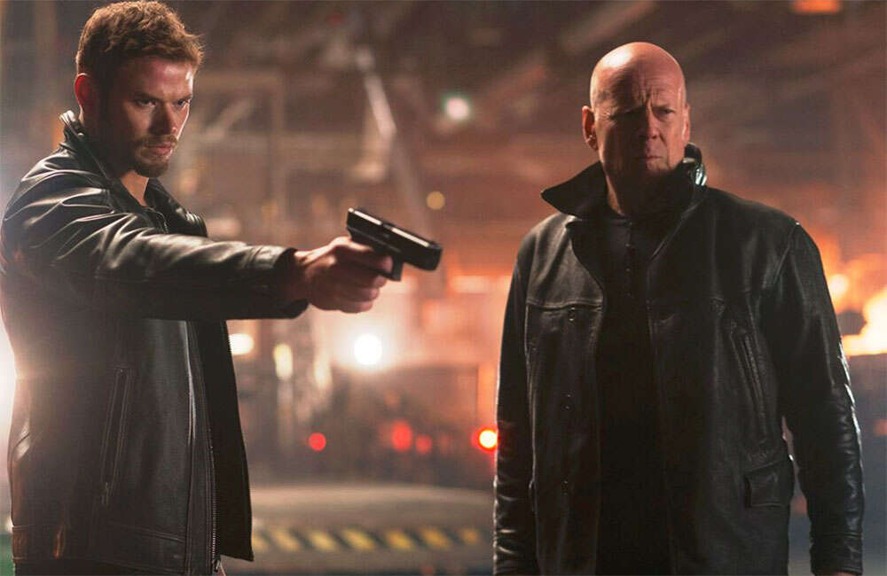 A still from Extraction