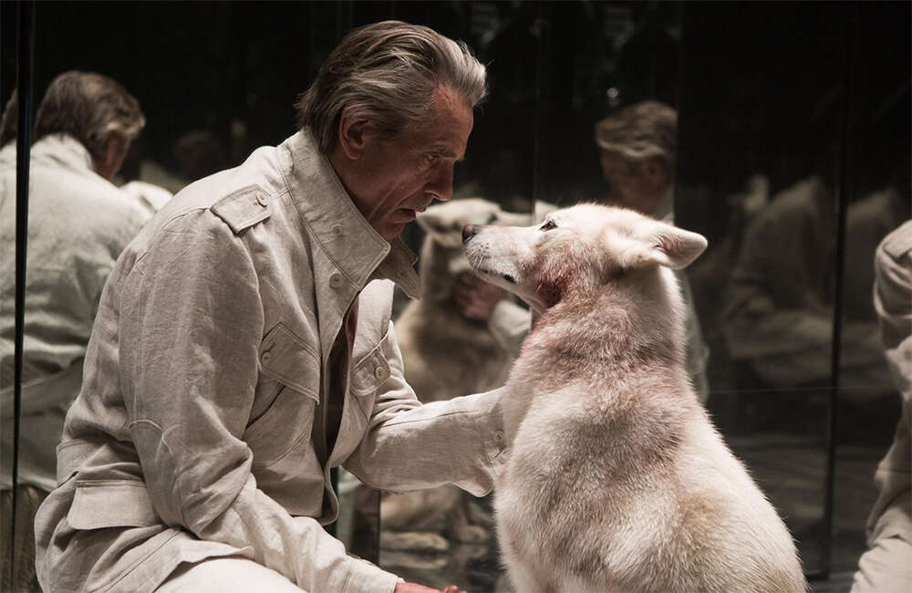 A still from High-Rise