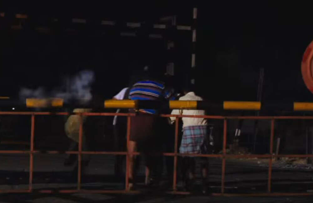 A still from Dollar Desam