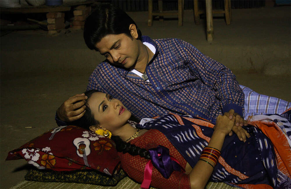 A still from Ei Tumi Shei Tumi