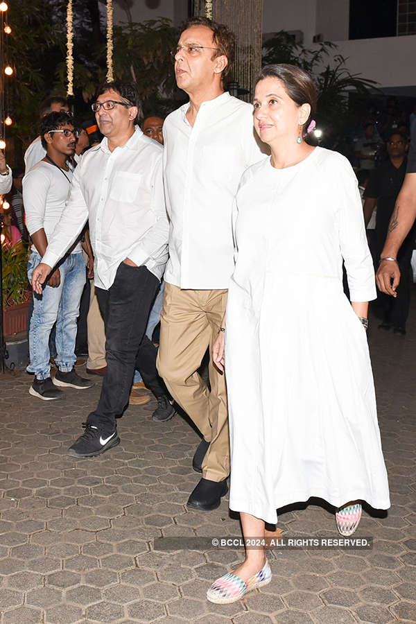 Celebrities attend legendary actor Shashi Kapoor’s prayer meet