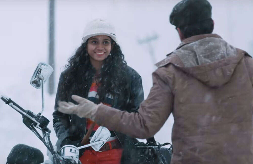 A still from Saalai