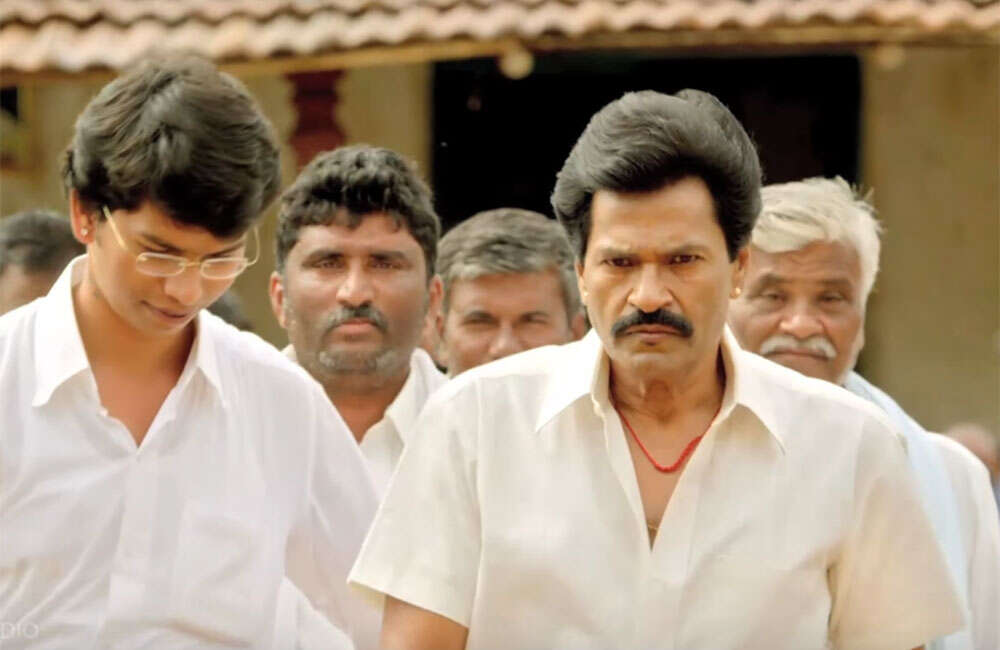 A still from Preethiya Raayabhari