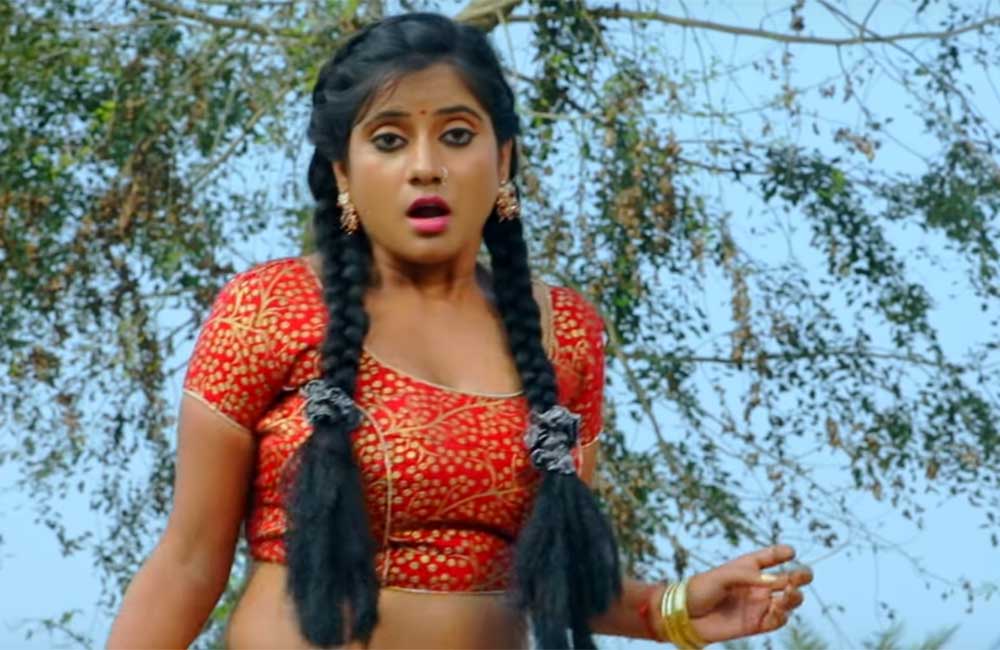 A still from Balma Rangrasiya