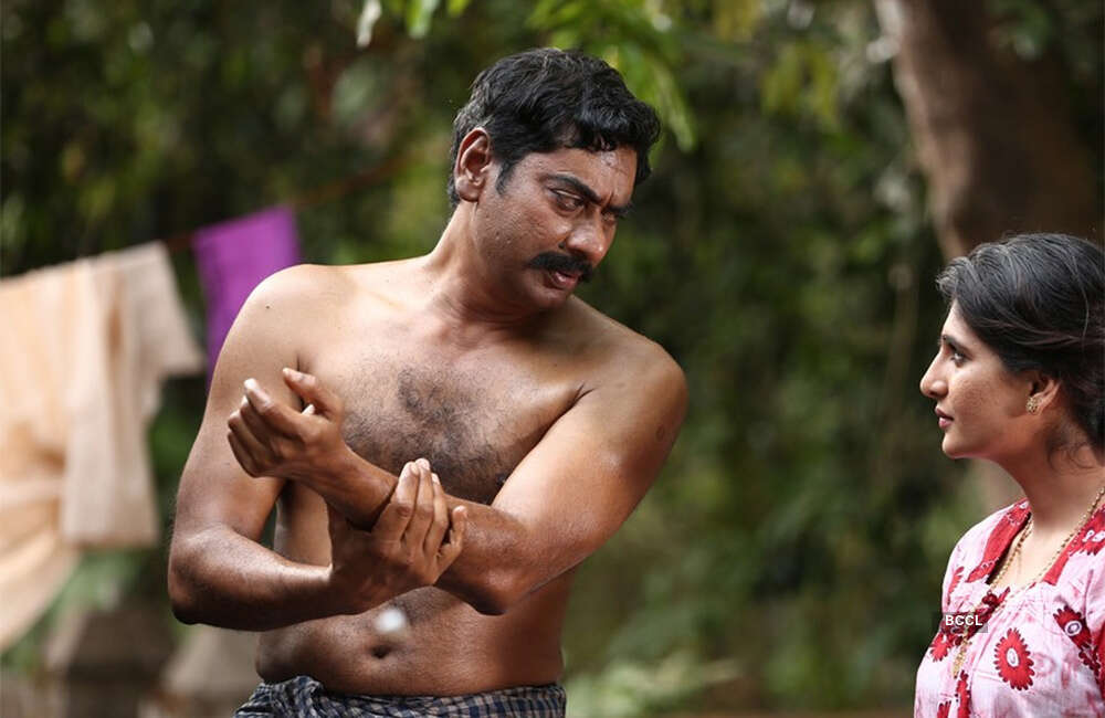 A still from Sakhavinte Priyasakhi