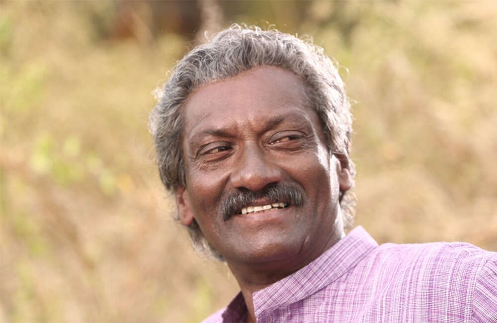 A still from Sakhavinte Priyasakhi