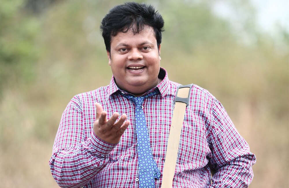 A still from Sakhavinte Priyasakhi