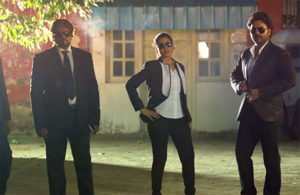 A still from Thittam Poattu Thirudura Kootam
