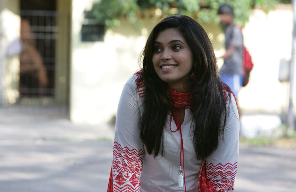 A still from Adhi Maedhavigal