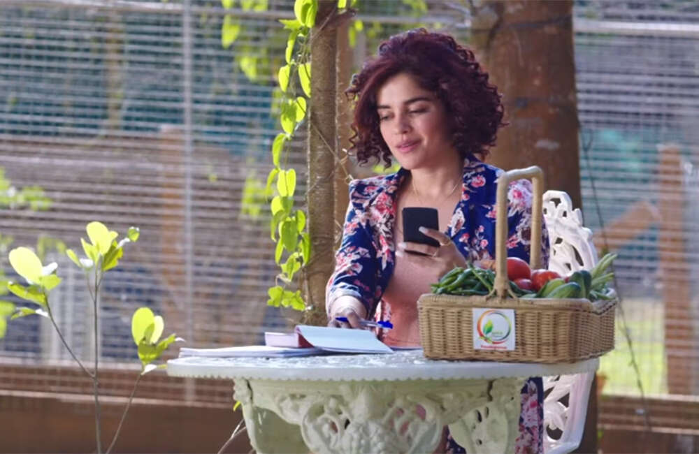 A still from Abhiyum Anuvum