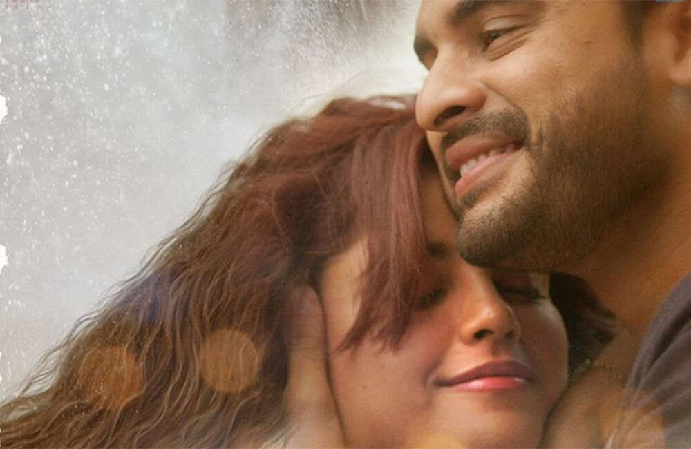 A still from Abhiyum Anuvum