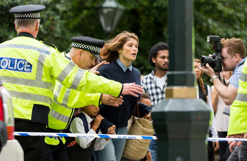 A still from 100 Streets