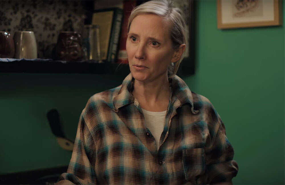 A still from Catfight