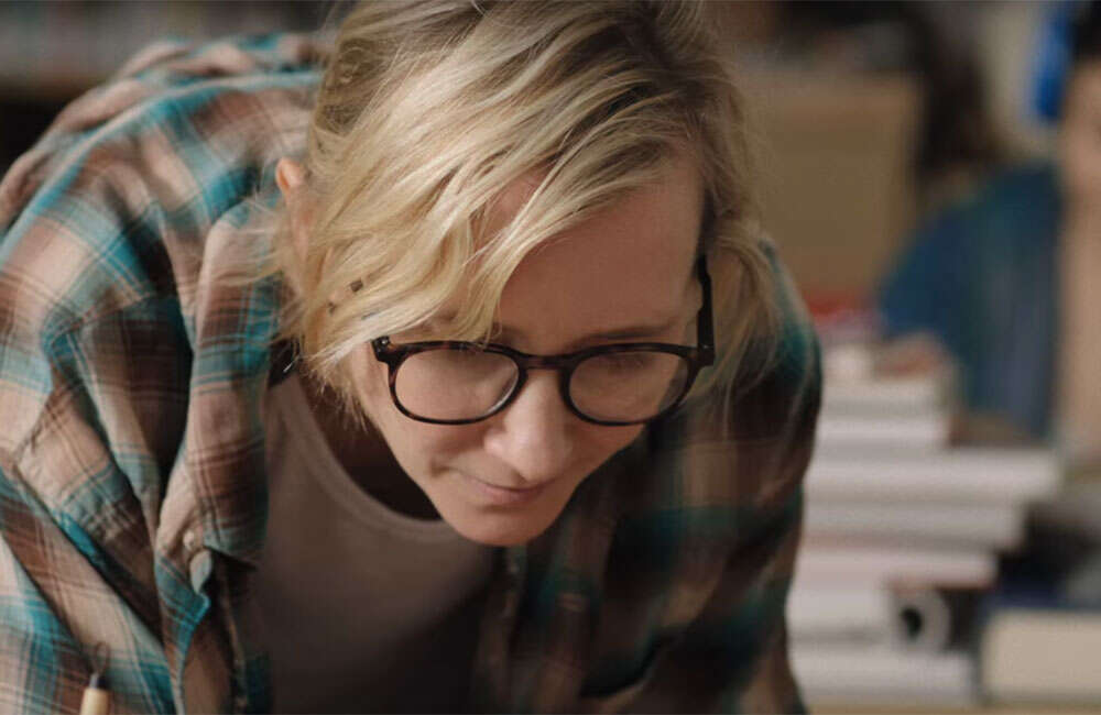 A still from Catfight