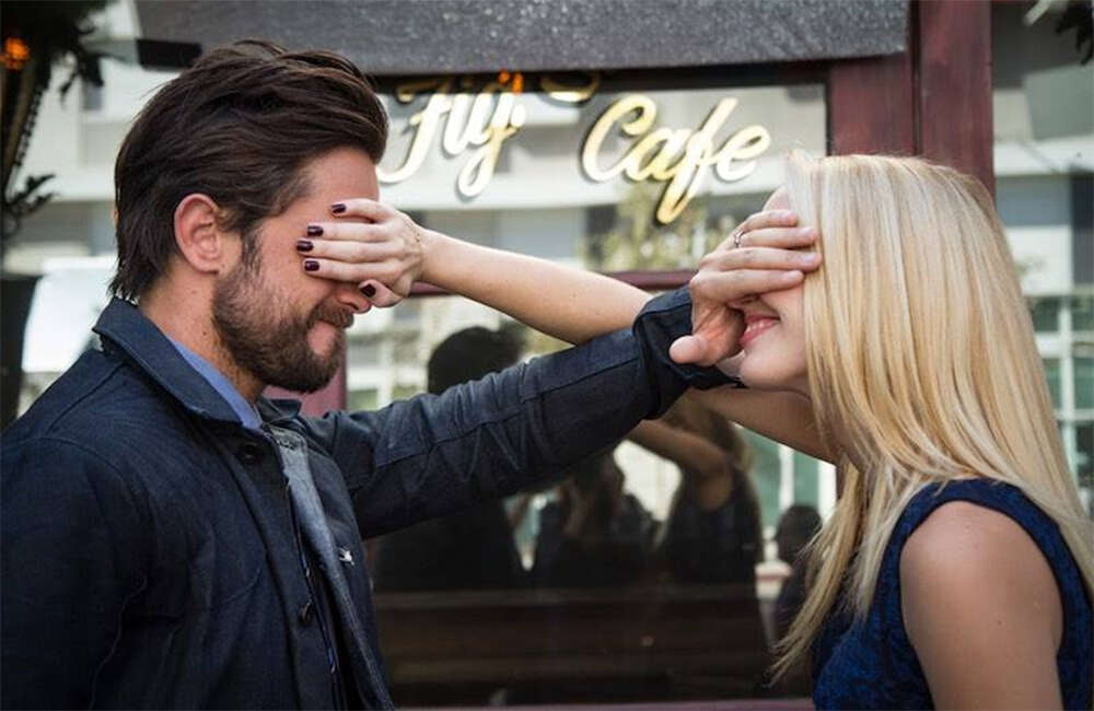 A still from 1 Night
