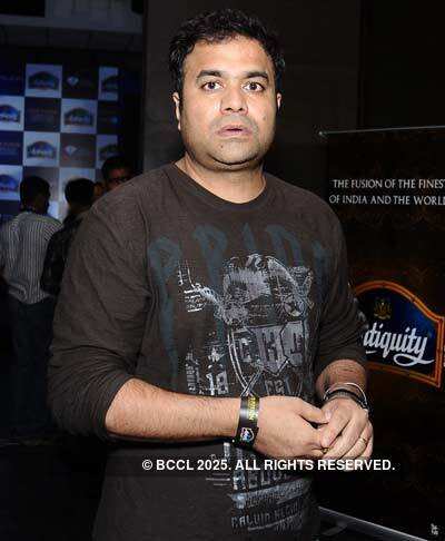 Stereo Nation, D Major perform