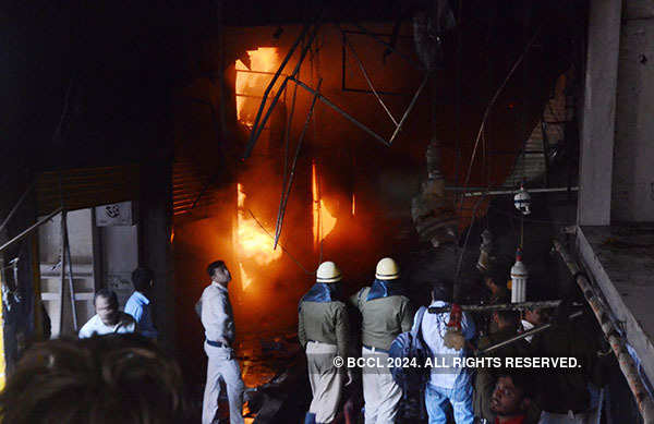 Bhopal: Fire breaks out in shopping complex