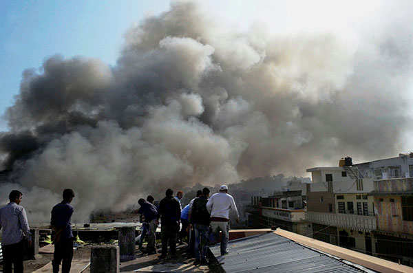 Bhopal: Fire breaks out in shopping complex