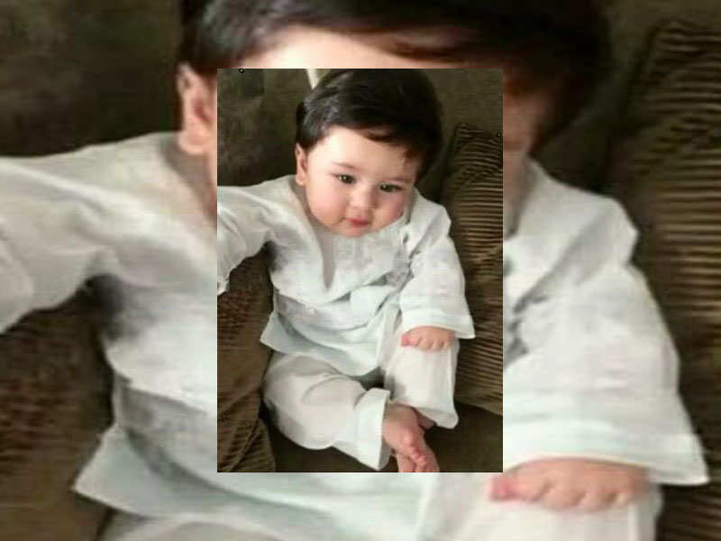 Taimur Ali Khan poses like a true Nawab