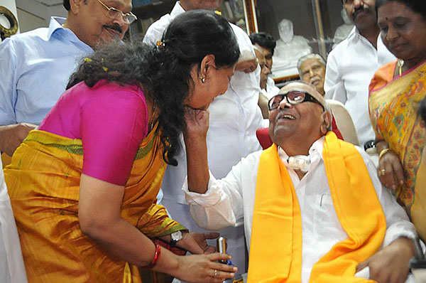 A Raja, Kanimozhi meet DMK chief M Karunanidh