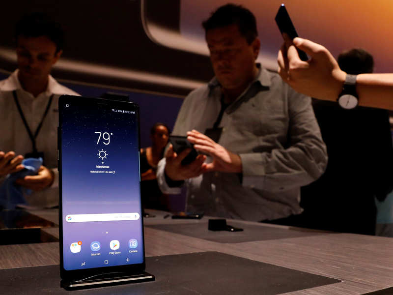 Samsung Galaxy Note 8: Brought Samsung back in business after Galaxy Note 7's exploding battery fiasco in 2017