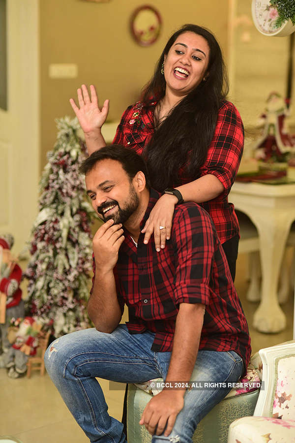 Kunchacko Boban and Priya celebrate Christmas Photogallery - ETimes