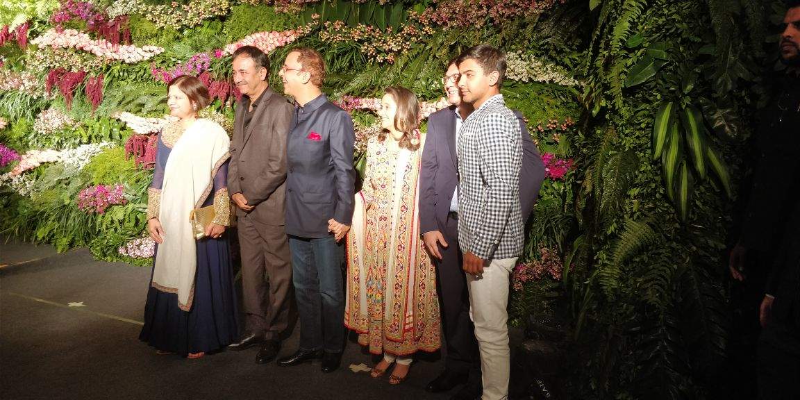 Rajkumar Hirani and Vidhu Vinod Chopra with family