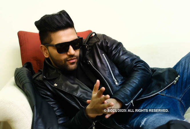 Guru Randhawa Delhi Girls Look Like Heroines Hindi Movie News Times Of India