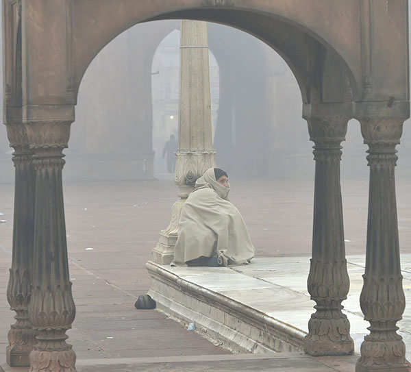 Cold wave sweeps North India
