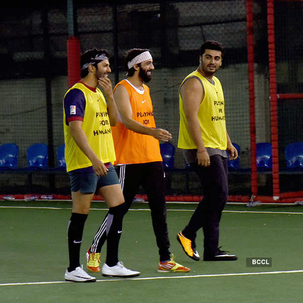 B’wood celebs play football for a cause