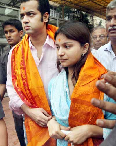 Rahul and Dimpy come together in public